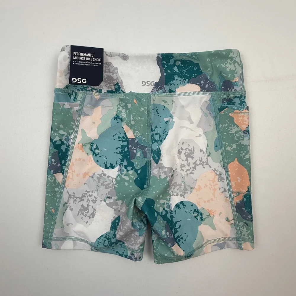 DSG Girls Performance Mid Rise Bike Shorts Sandy Camo Green Size M 10-12 NEW